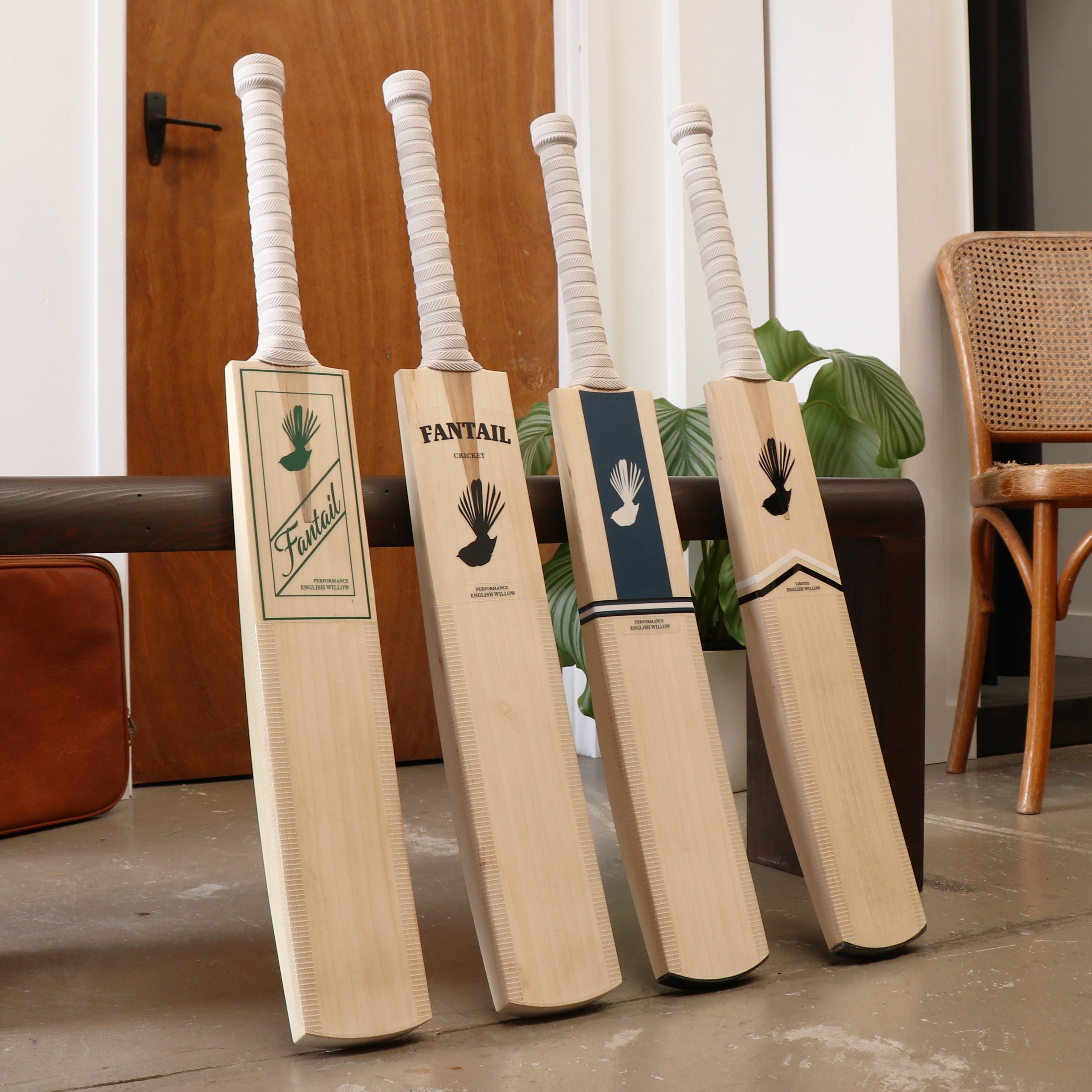 Custom GP/EW English Willow Cricket Bat Fantail Cricket