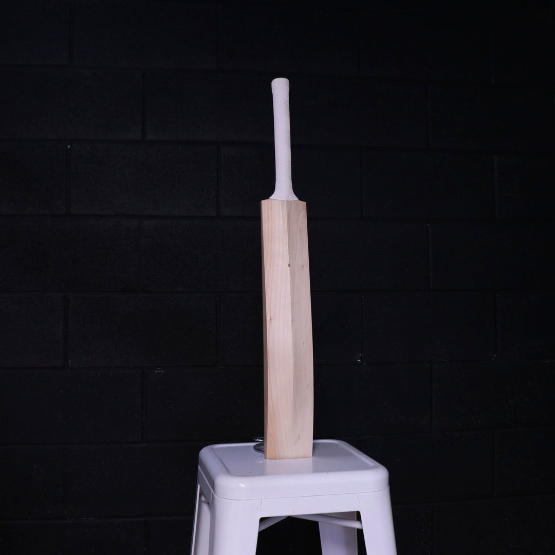 #169 FPS1 Size 3 G4/EW Bat - 1lb 9.9oz