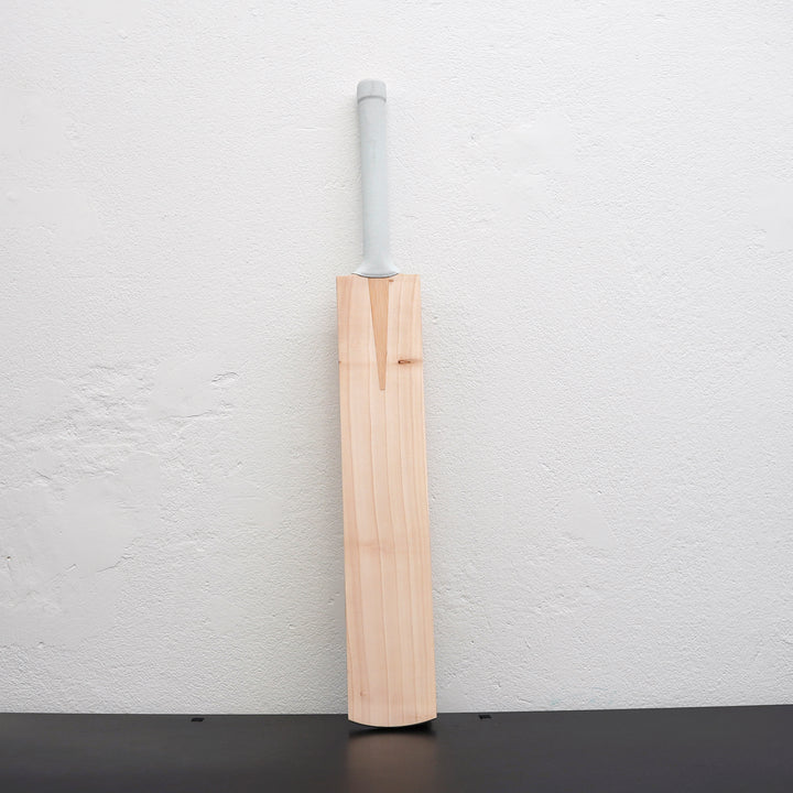 #579 FPS1 Size 4 G2/EW Bat - 1lb 12.3oz