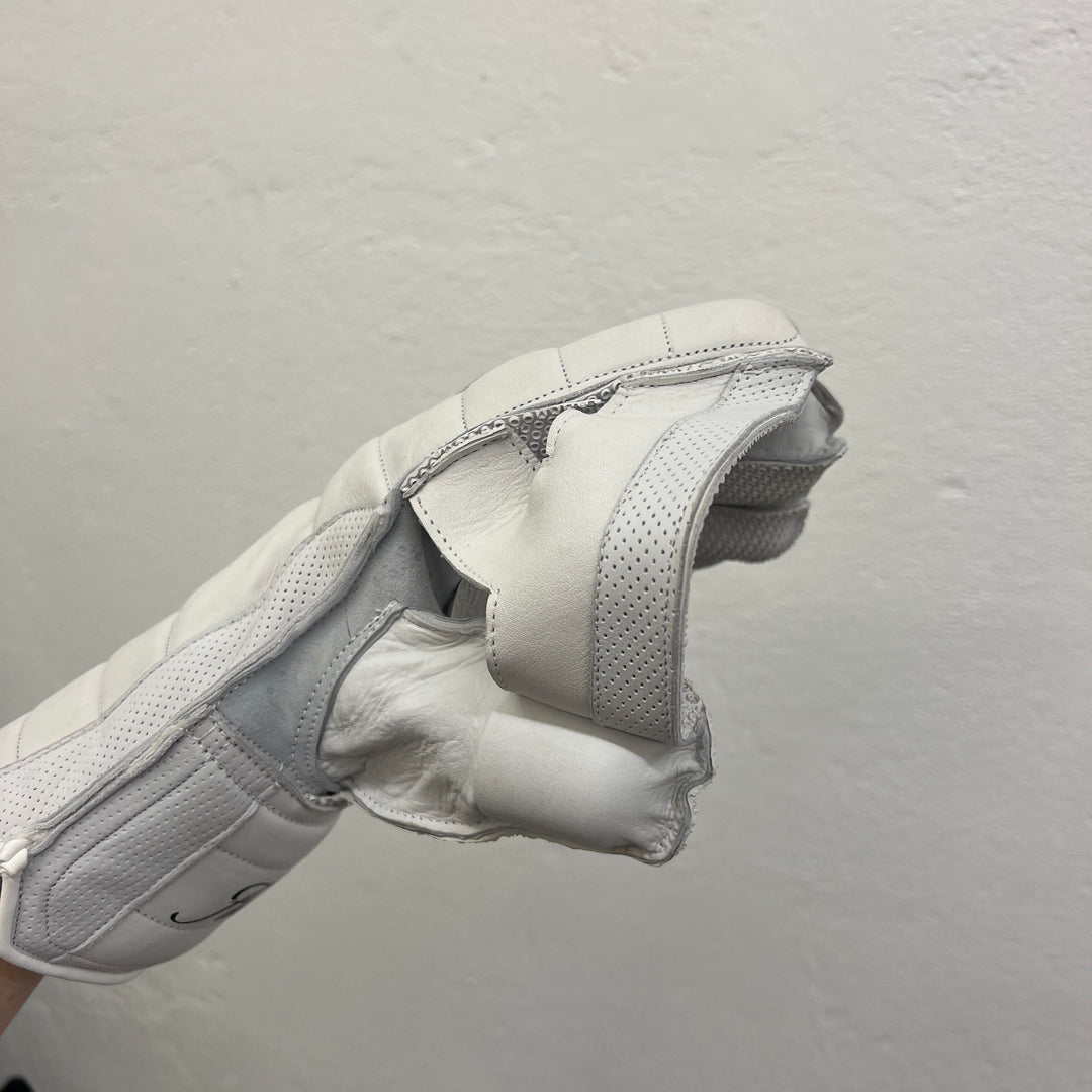 G1-C4 WK Gloves