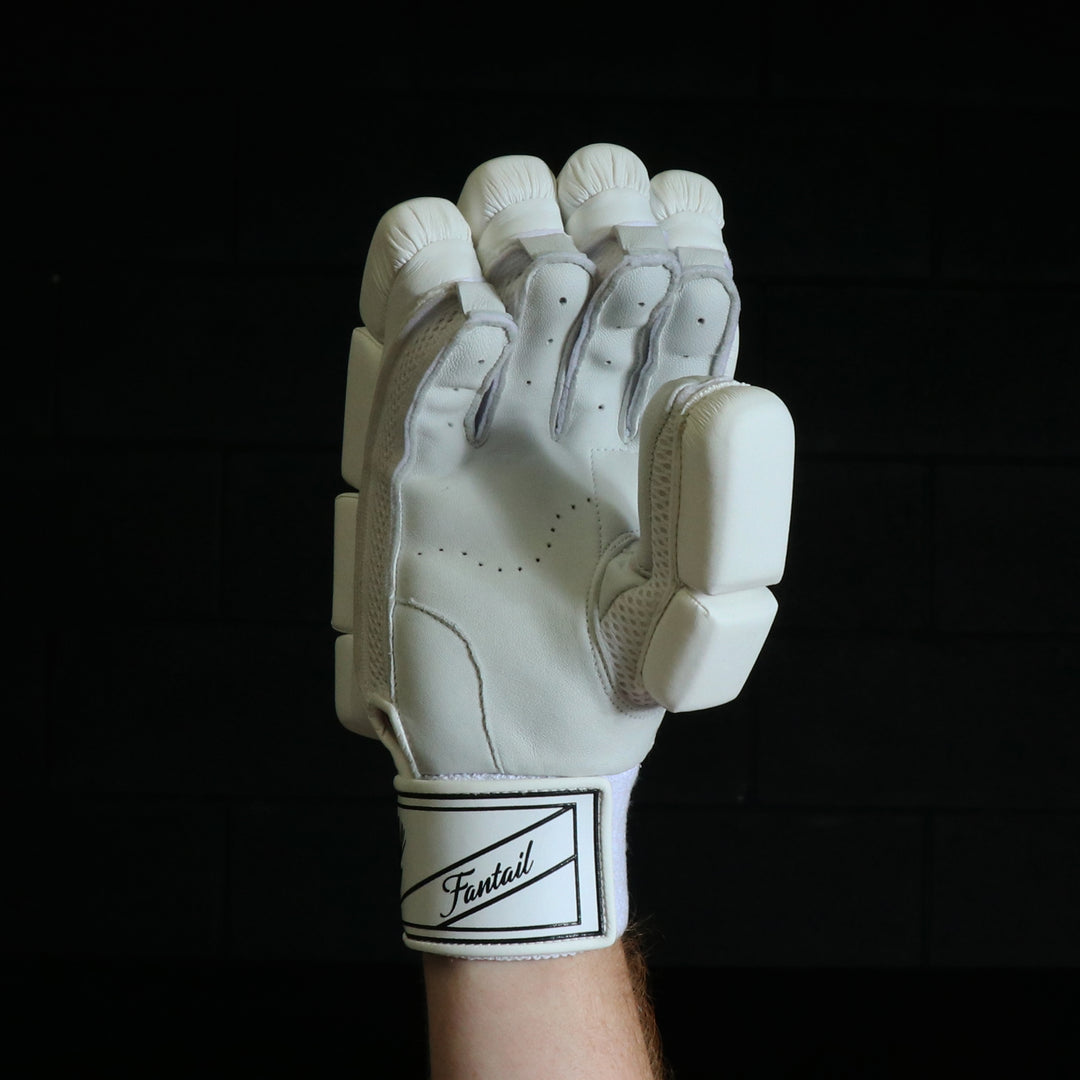 JNR-C4 Batting Gloves